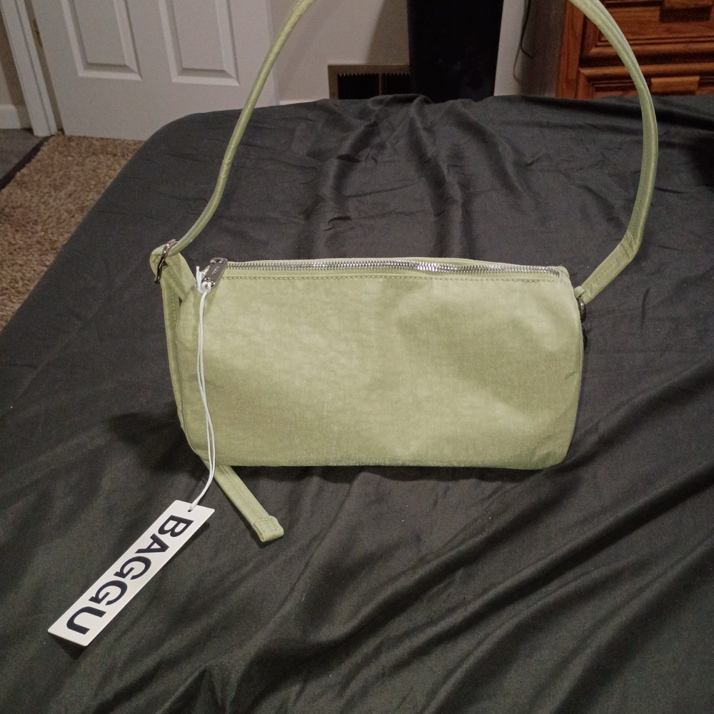 NWT BAGGU Loaf Bag in Celadon